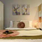 Bucharest's Heartbeat - Cozy On Smardan Street * بوخارست