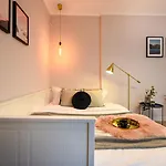 Bucharest's Heartbeat - Cozy On Smardan Street * بوخارست