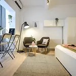 Bucharest's Heartbeat - Cozy On Smardan Street