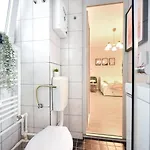 Bucharest's Heartbeat - Cozy On Smardan Street * بوخارست