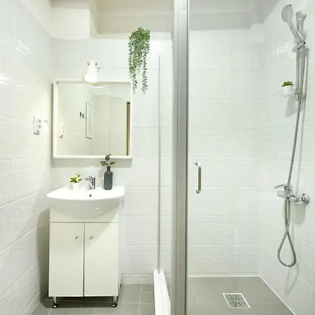 Bucharest's Heartbeat - Cozy On Smardan Street * Βουκουρέστι