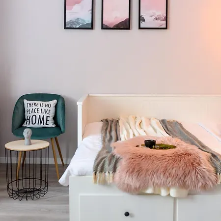 Bucharest's Heartbeat - Cozy On Smardan Street *