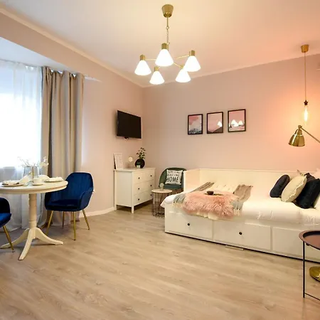 Bucharest's Heartbeat - Cozy On Smardan Street Bukarest