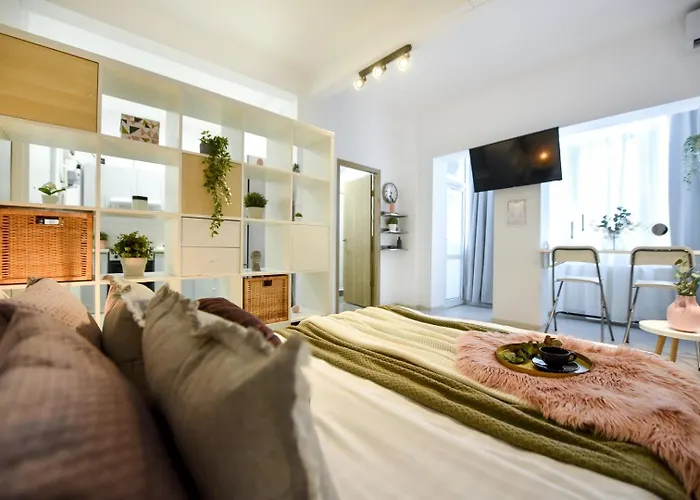 Bucharest's Heartbeat - Cozy On Smardan Street Bukarest