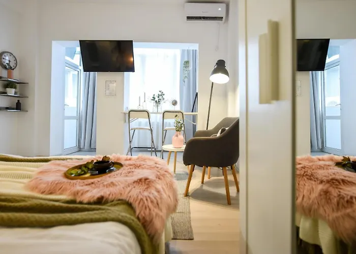 Bucharest's Heartbeat - Cozy On Smardan Street Apartman Bukarest