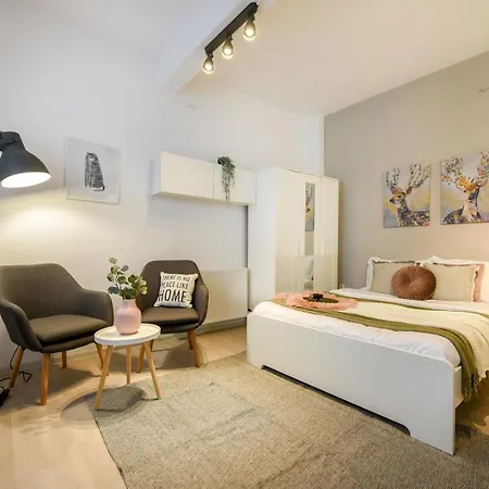 Bucharest's Heartbeat - Cozy On Smardan Street Appartement *