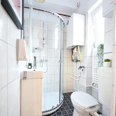 Bucharest's Heartbeat - Cozy On Smardan Street