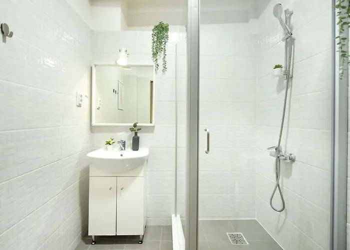 Bucharest's Heartbeat - Cozy On Smardan Street * Bucureşti