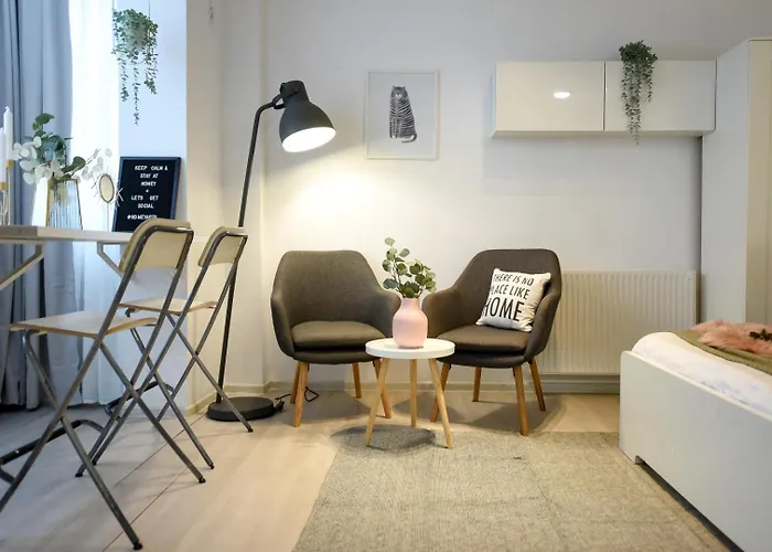 Bucharest's Heartbeat - Cozy On Smardan Street Bucureşti